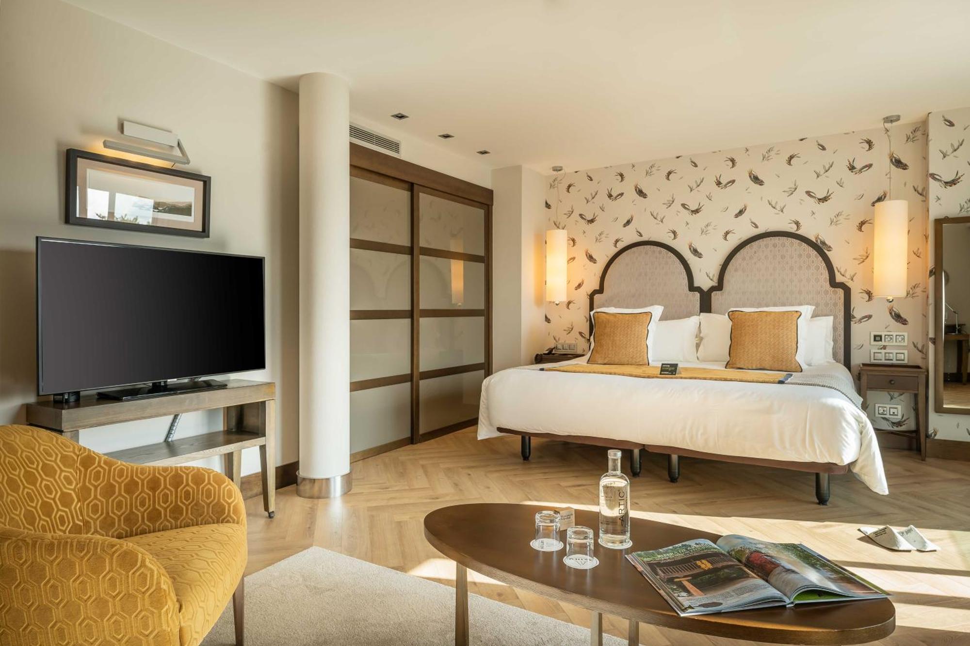 Artiem Asturias Hotel Quintueles Bagian luar foto